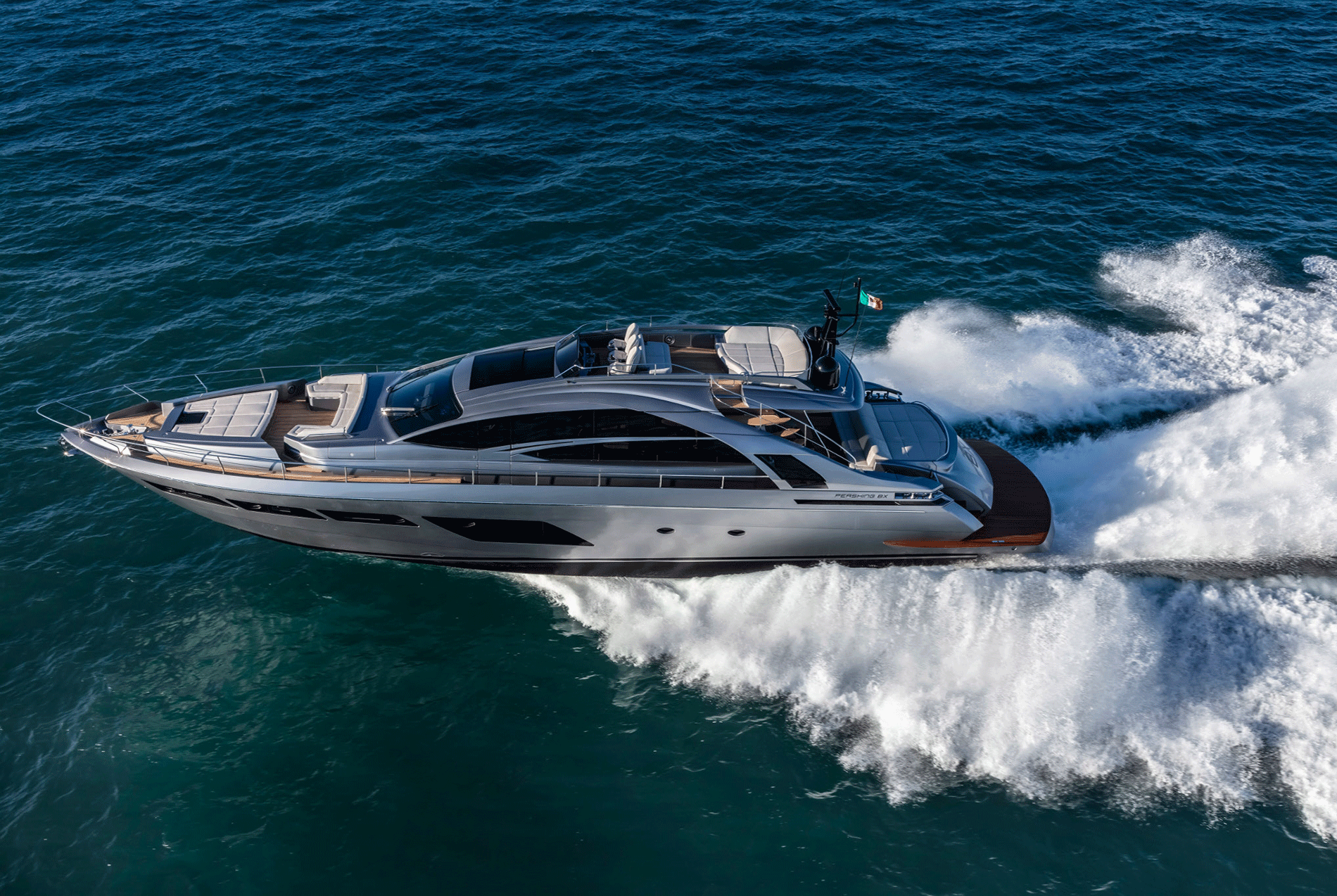 Pershing 8X